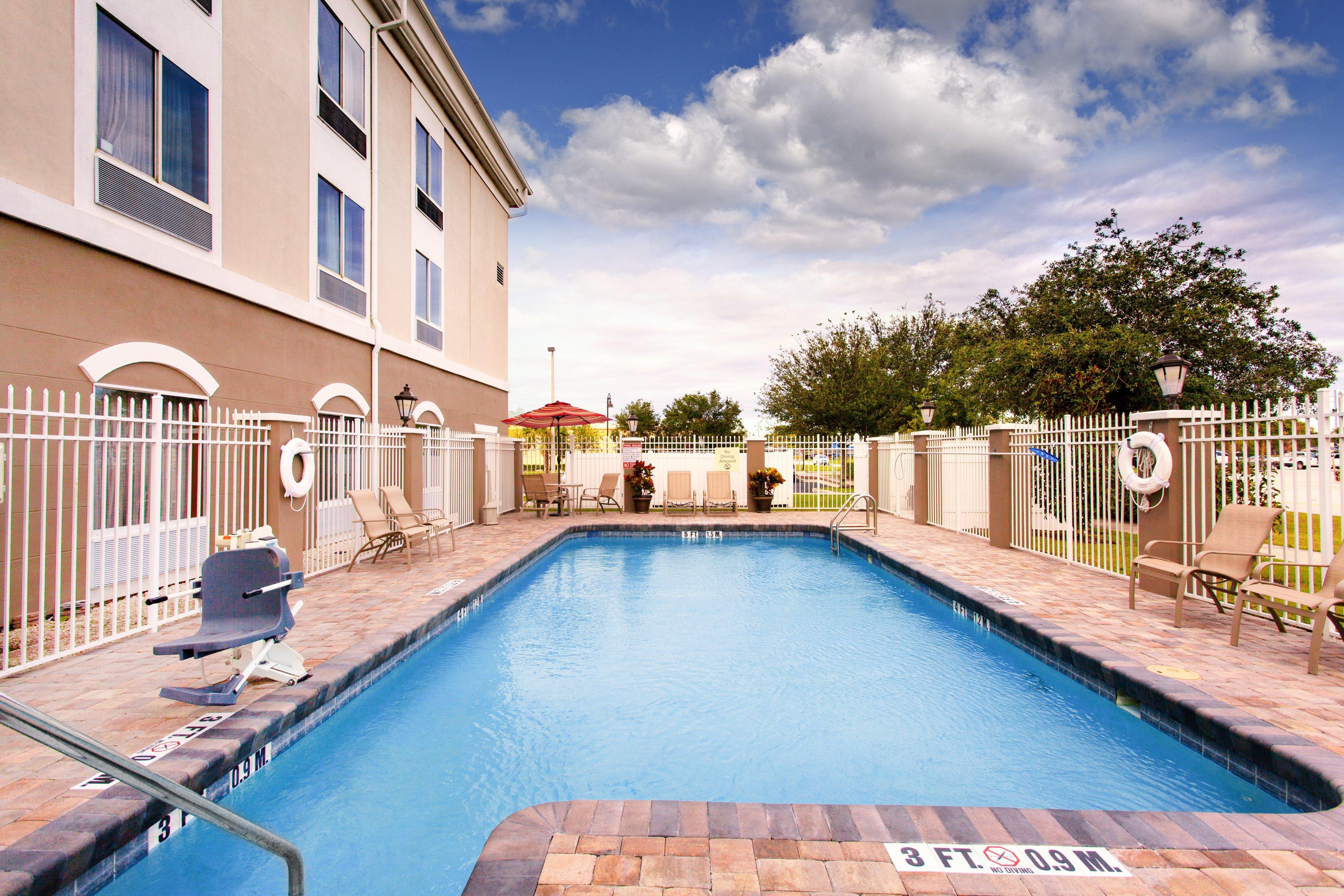 Holiday Inn Express Lake Wales North-Winter Haven By Ihg Waverly Экстерьер фото
